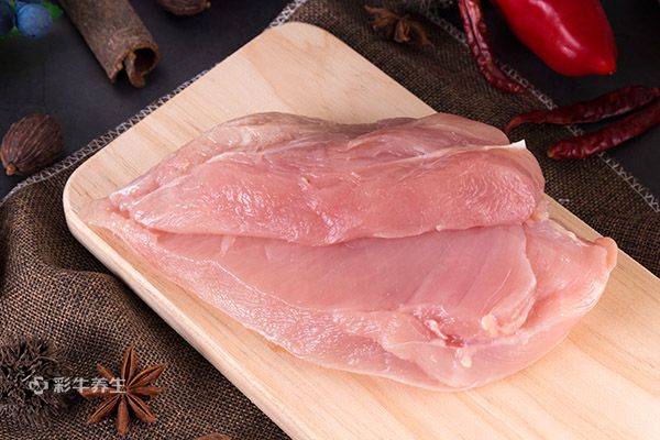 胸肉怎么做好吃AG真人平台鸡(图1)